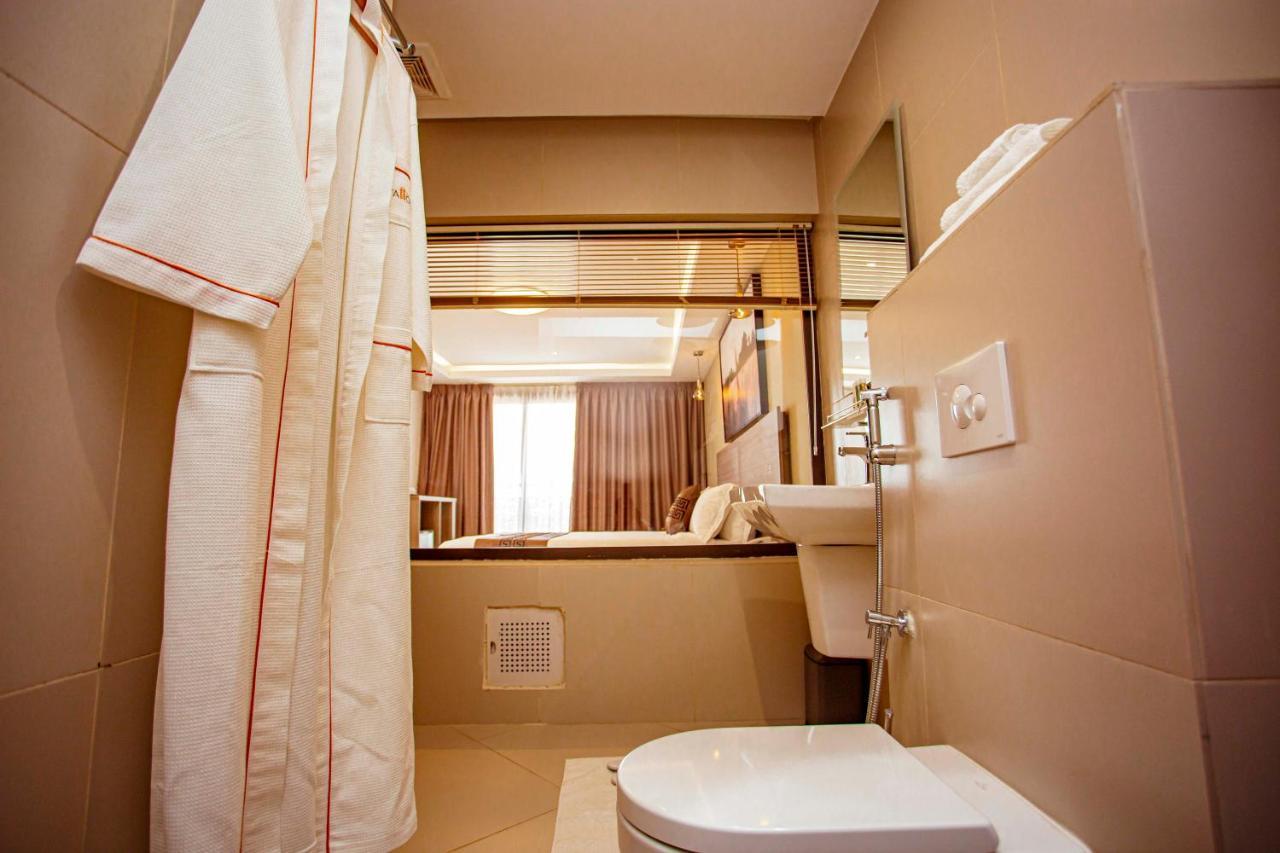Hotel Les Vallons Abidjan Exterior photo