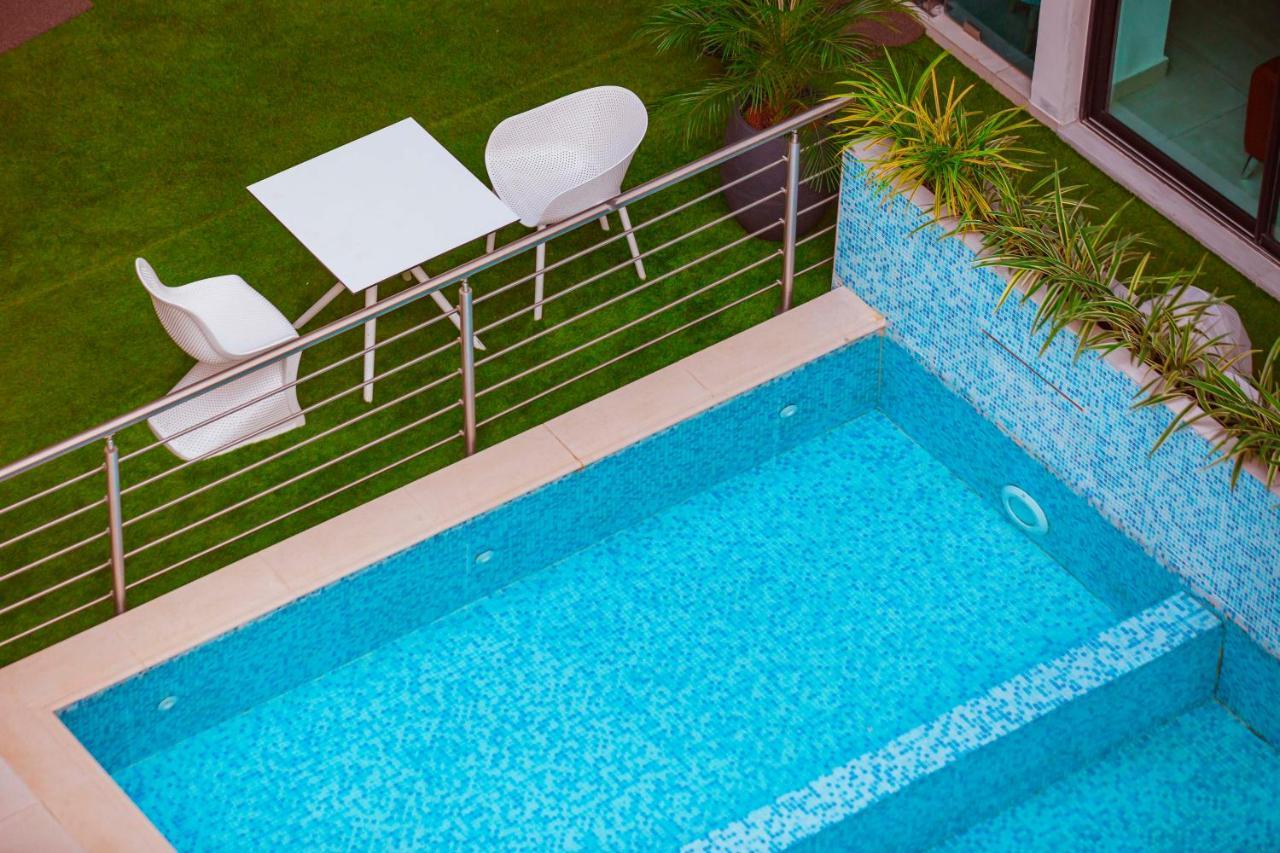 Hotel Les Vallons Abidjan Exterior photo